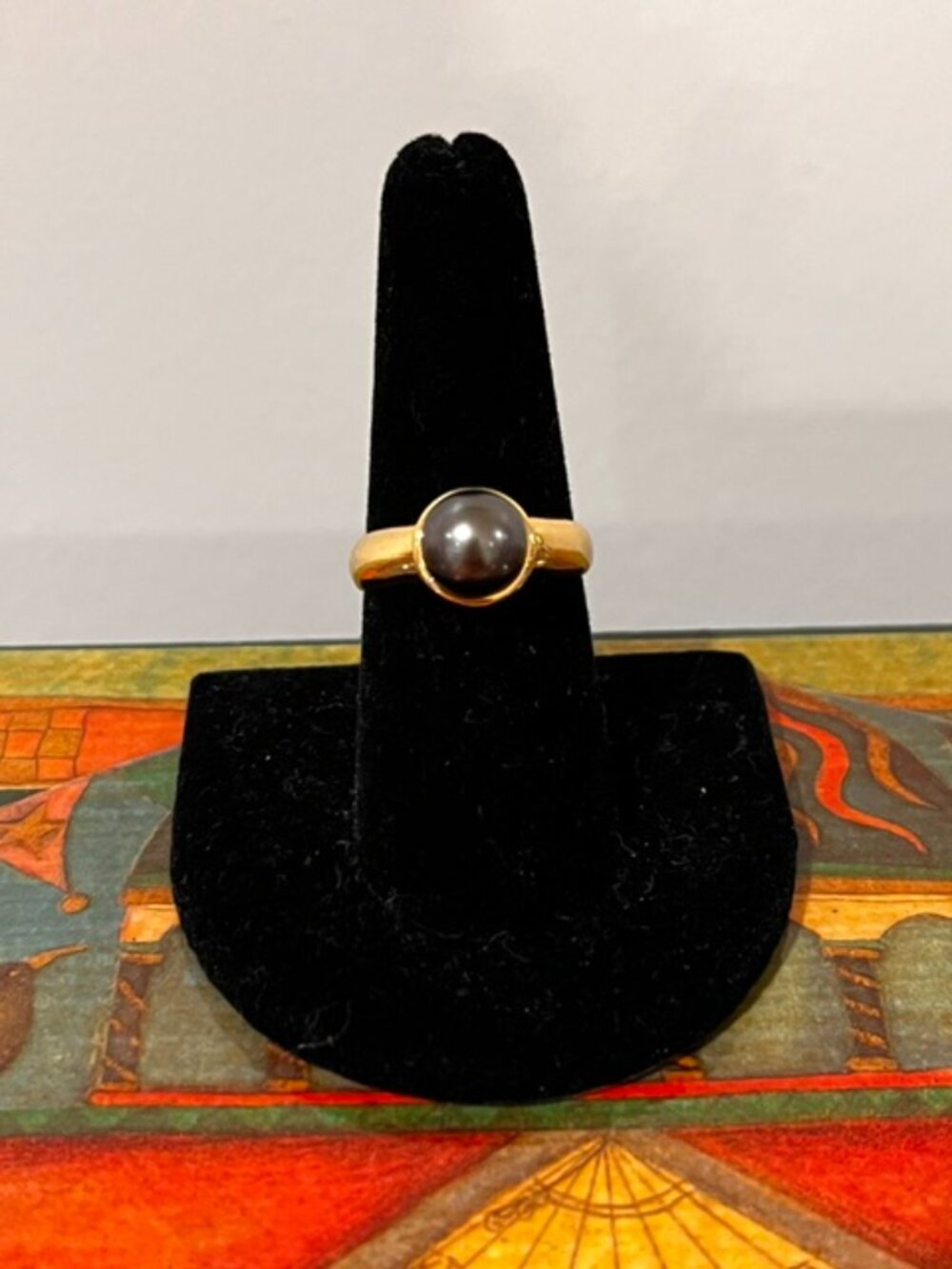 18K Gold and Grey-Black Pearl Ring, Size 8 - Picture 12 of 12